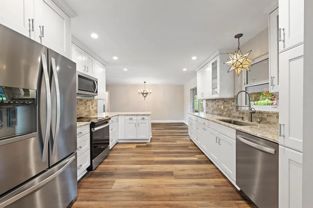 18334 SE Tee Lane Tequesta, FL 33469
