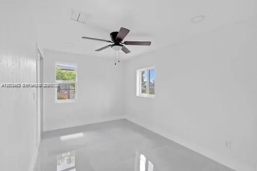 655 SW 5th St Homestead, FL 33030