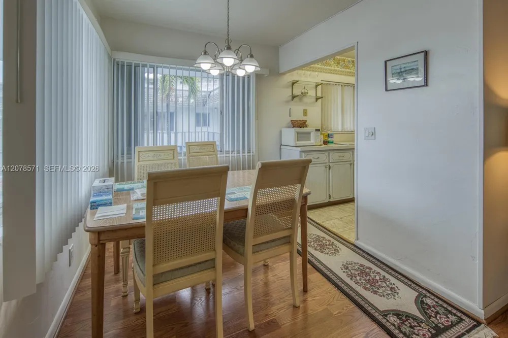 2440 W Lake Osborne Dr #210 Lake Worth, FL 33461
