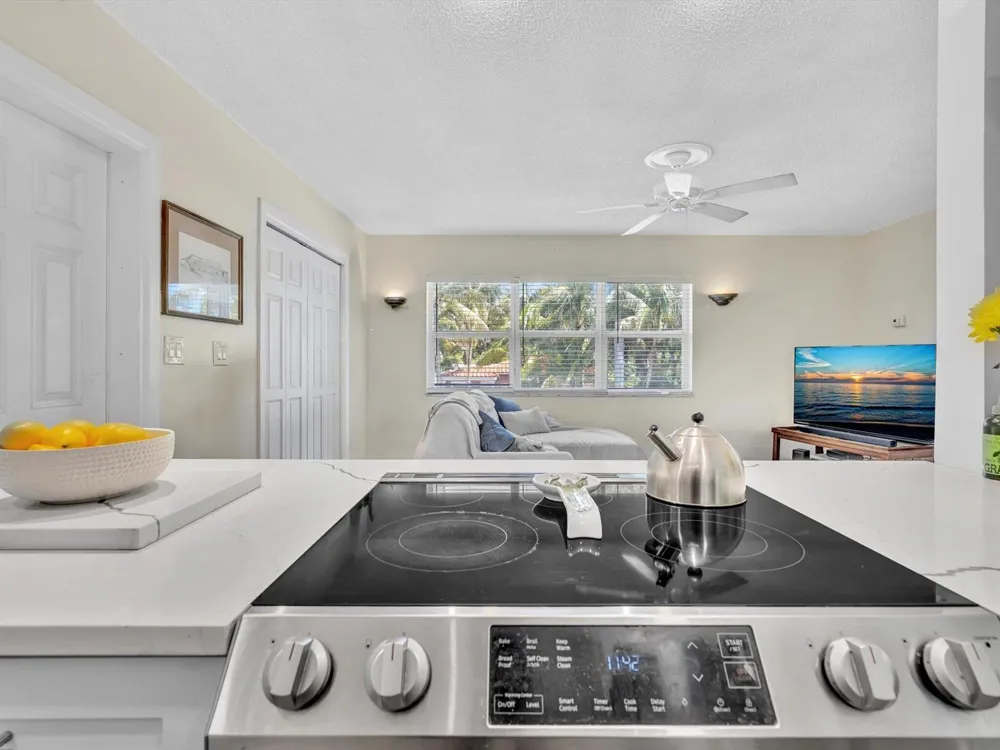 90 NE 19th Avenue #10 Deerfield Beach, FL 33441