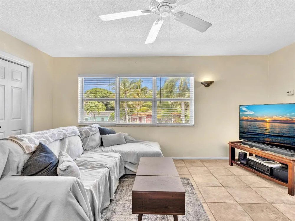 90 NE 19th Avenue #10 Deerfield Beach, FL 33441