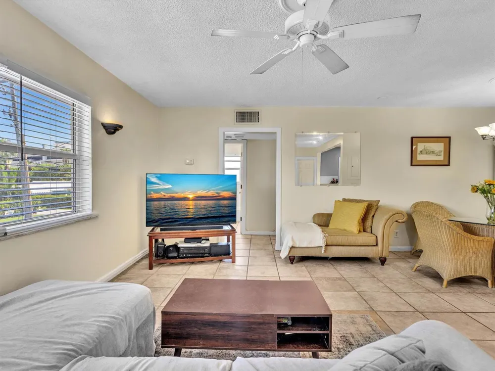 90 NE 19th Avenue #10 Deerfield Beach, FL 33441