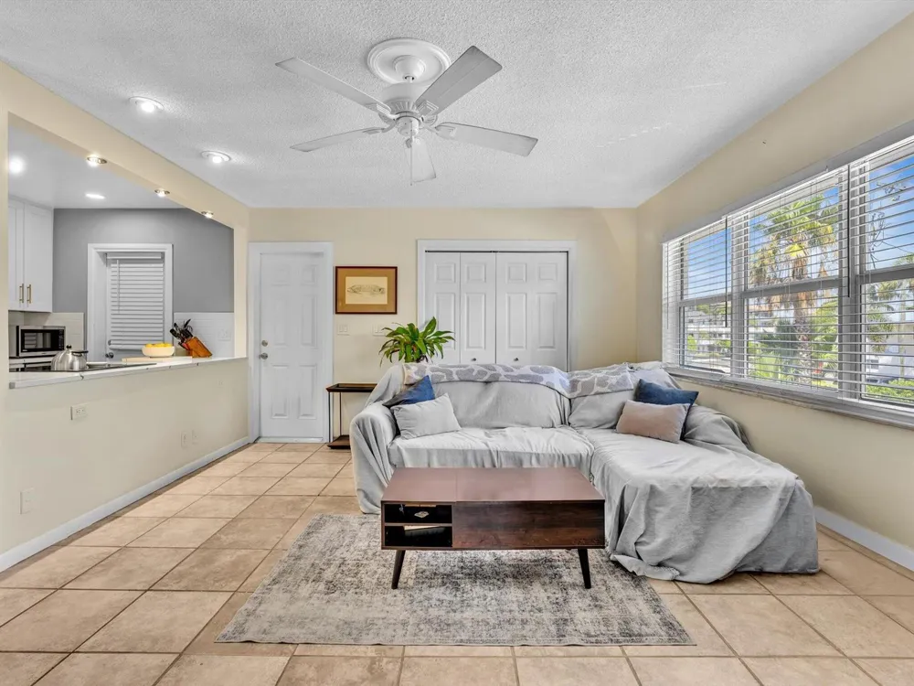 90 NE 19th Avenue #10 Deerfield Beach, FL 33441