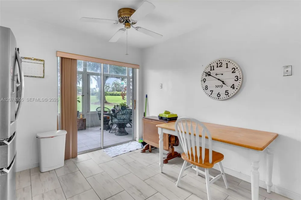 527 SE 27th Dr Homestead, FL 33033