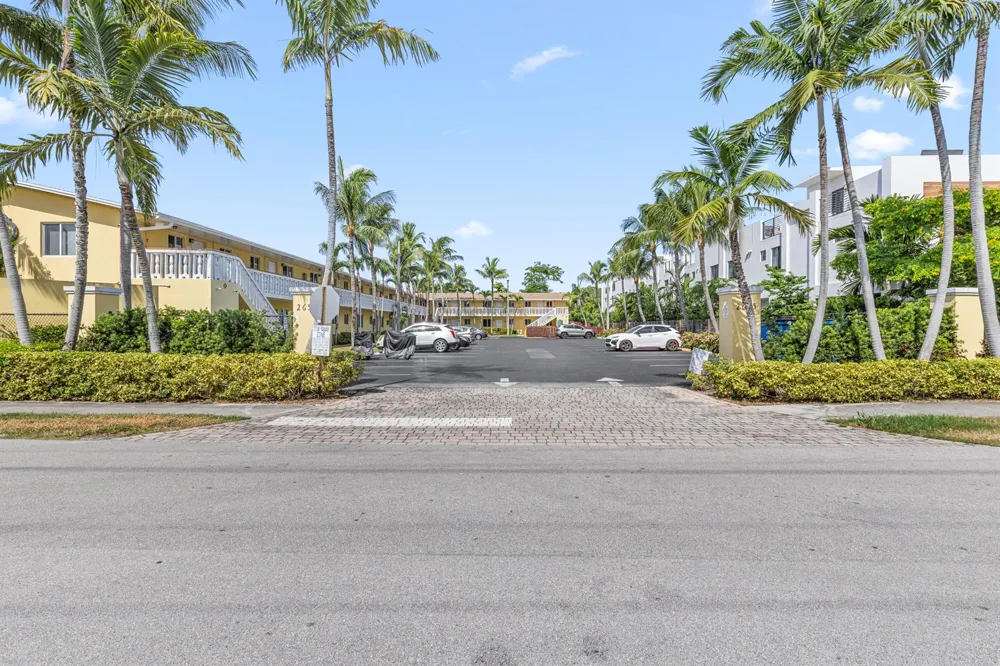 2655 NE 8th Avenue #106 Wilton Manors, FL 33334