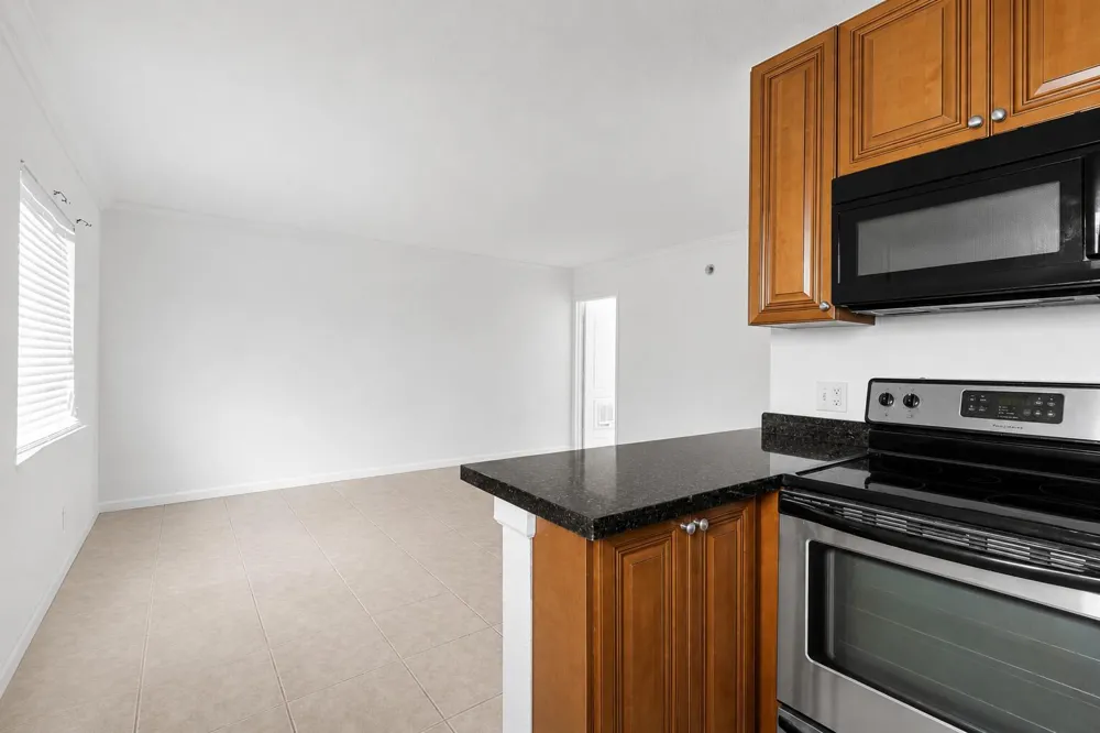 2655 NE 8th Avenue #106 Wilton Manors, FL 33334