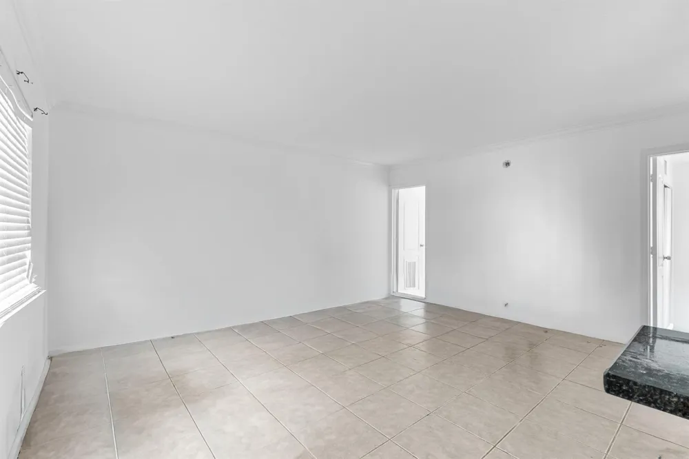 2655 NE 8th Avenue #106 Wilton Manors, FL 33334