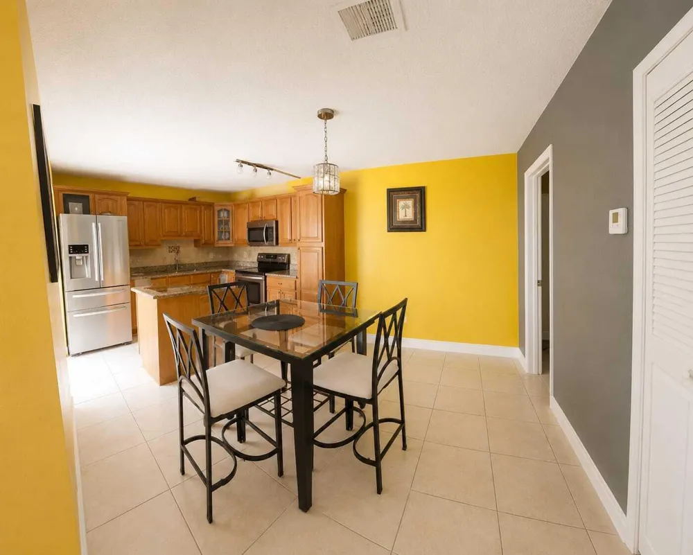 219 LAKE ARBOR DRIVE #219 Palm Springs, FL 33461