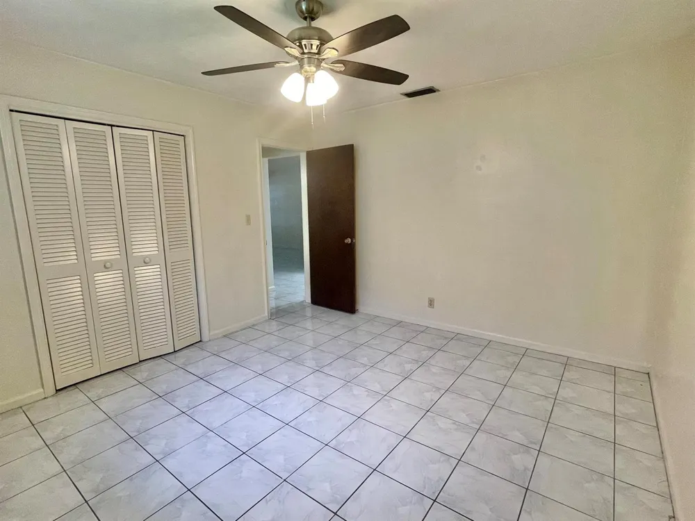 7112 NW 78TH AVENUE Tamarac, FL 33321