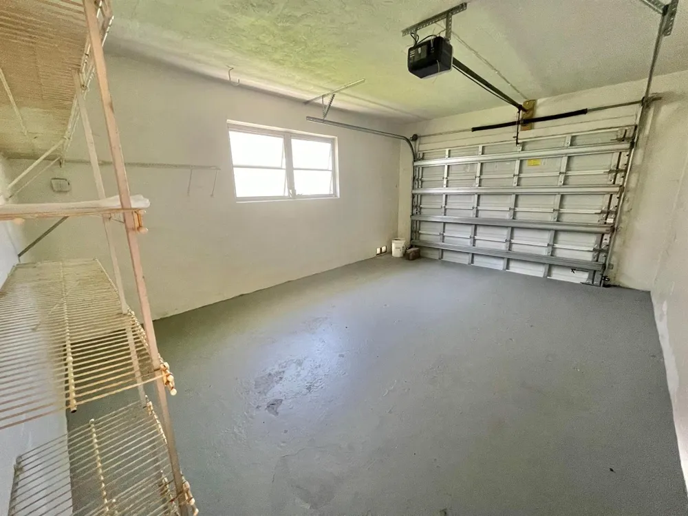 7112 NW 78TH AVENUE Tamarac, FL 33321