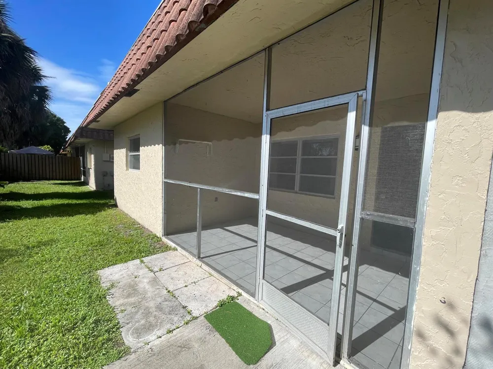 7112 NW 78TH AVENUE Tamarac, FL 33321