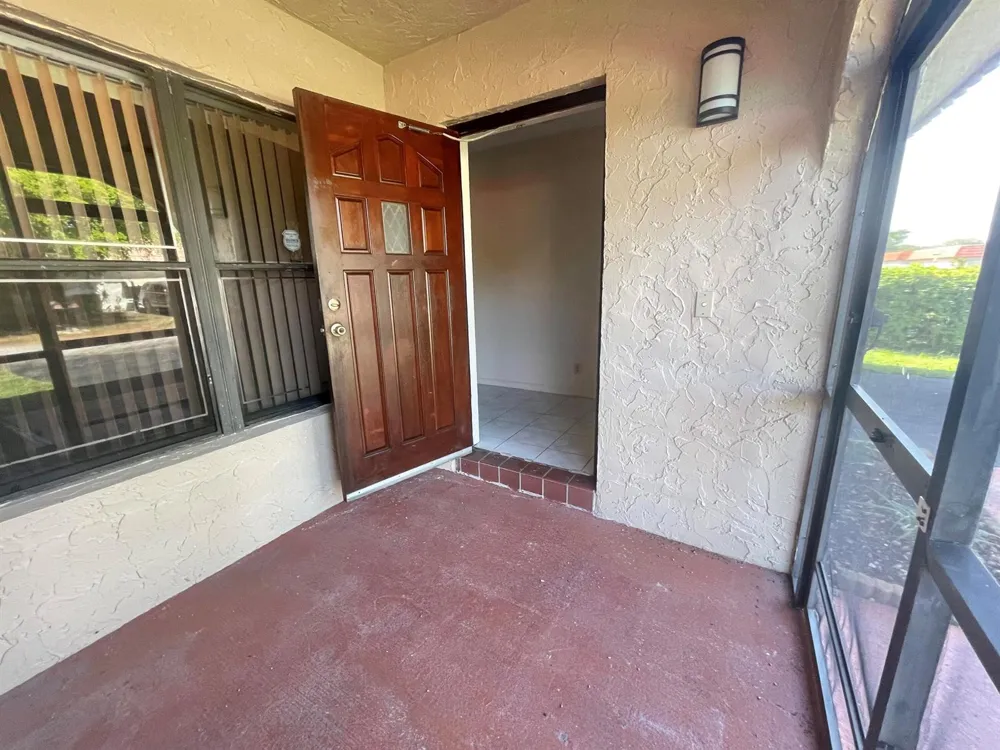 7112 NW 78TH AVENUE Tamarac, FL 33321