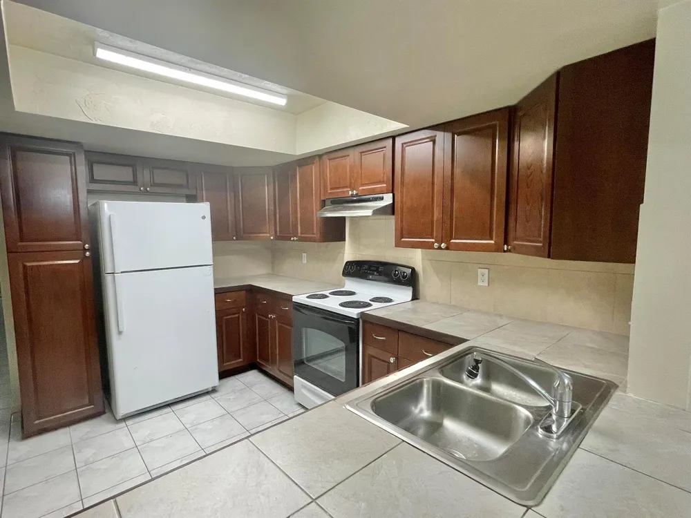 7112 NW 78TH AVENUE Tamarac, FL 33321