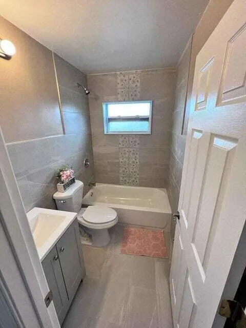 2410 S BROCKSMITH ROAD Fort Pierce, FL 34945