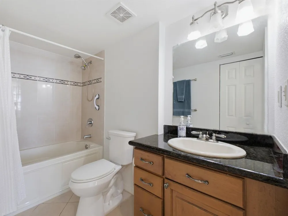 1801 Flagler Drive #419 West Palm Beach, FL 33407