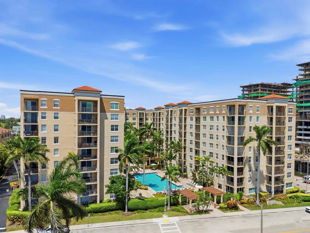 1801 Flagler Drive #419 West Palm Beach, FL 33407