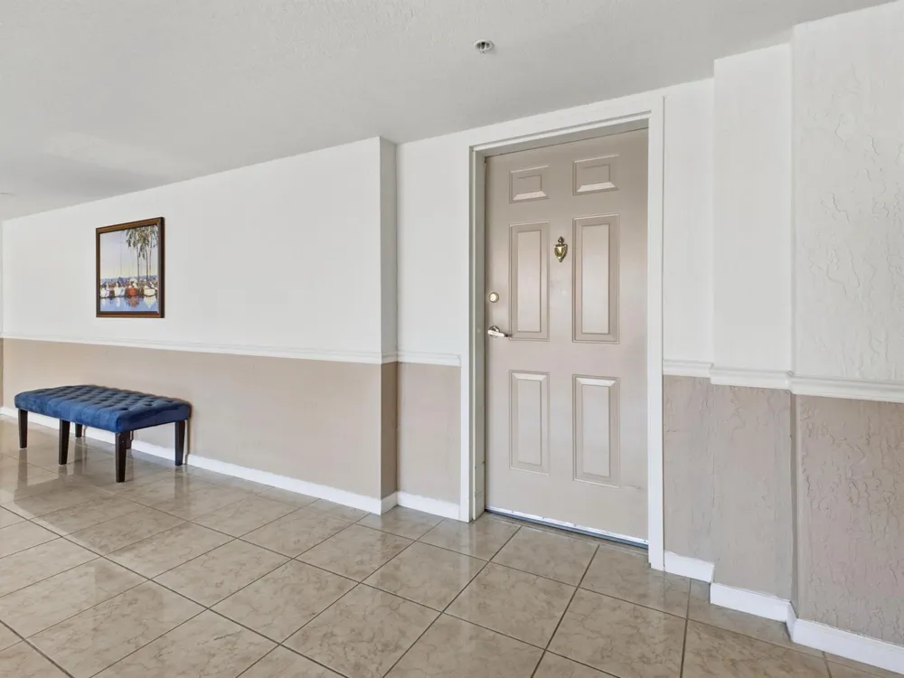 1801 Flagler Drive #419 West Palm Beach, FL 33407