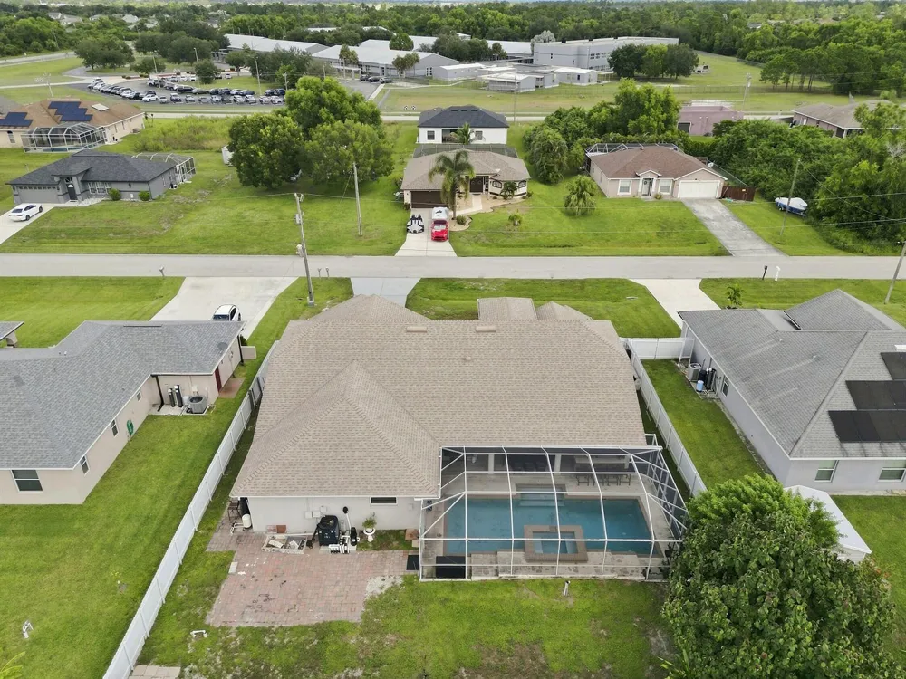 680 MANHATTAN STREET E Lehigh Acres, FL 33974