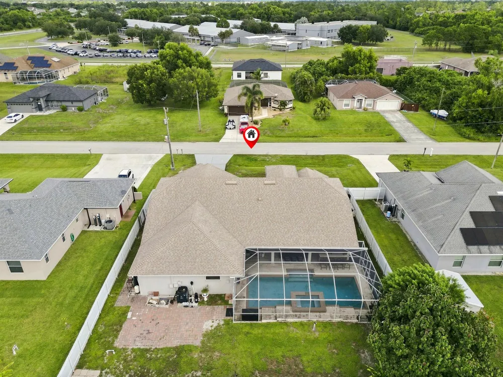 680 MANHATTAN STREET E Lehigh Acres, FL 33974