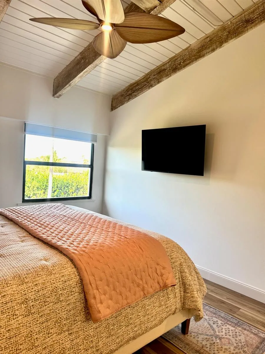 2355 NE OCEAN BLVD BOULEVARD #1-22B Hutchinson Island, FL 34957
