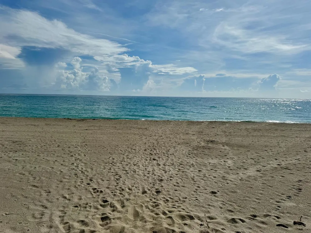 2355 NE OCEAN BLVD BOULEVARD #1-22B Hutchinson Island, FL 34957