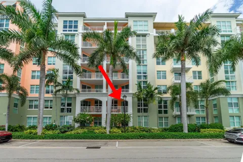 804 E Windward Way #211