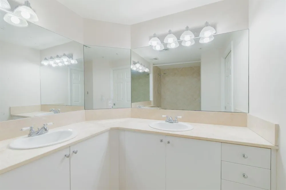 804 E Windward Way #211 Lantana, FL 33462