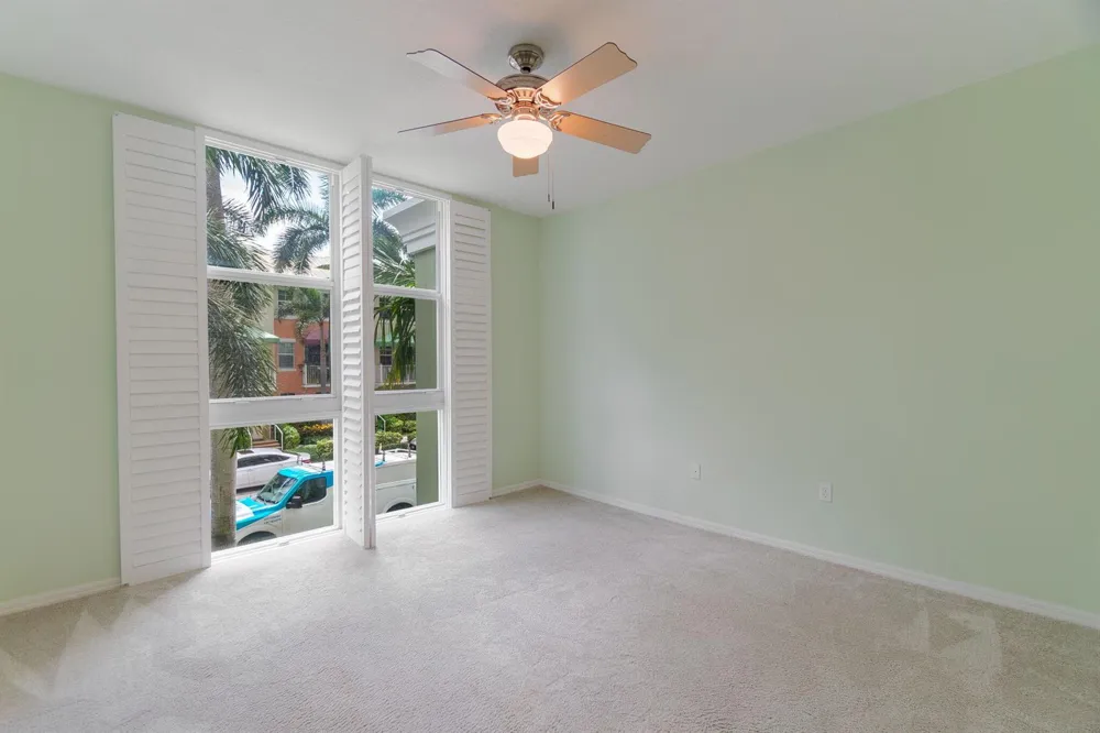 804 E Windward Way #211 Lantana, FL 33462