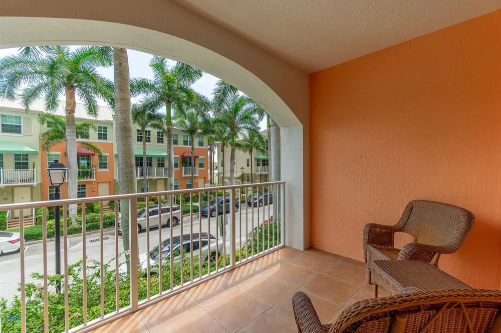 804 E Windward Way #211 Lantana, FL 33462