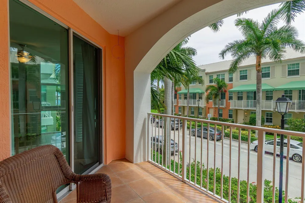 804 E Windward Way #211 Lantana, FL 33462