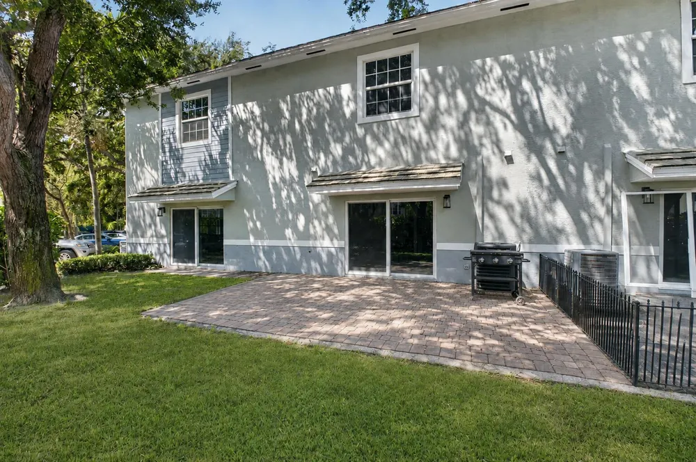 1030 CRYSTAL WAY #103 Delray Beach, FL 33444
