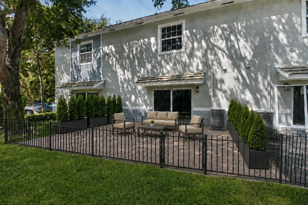 1030 CRYSTAL WAY #103 Delray Beach, FL 33444