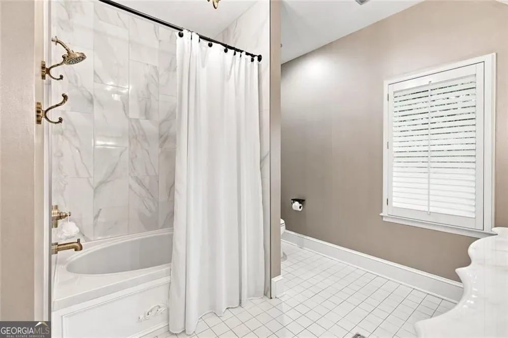7560 Bridgegate CT Sandy Springs, GA 30350