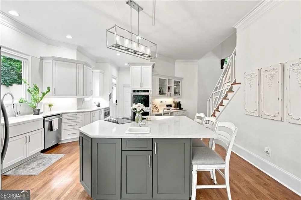 7560 Bridgegate CT Sandy Springs, GA 30350
