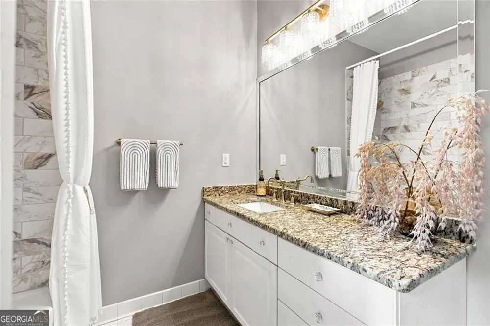 7560 Bridgegate CT Sandy Springs, GA 30350