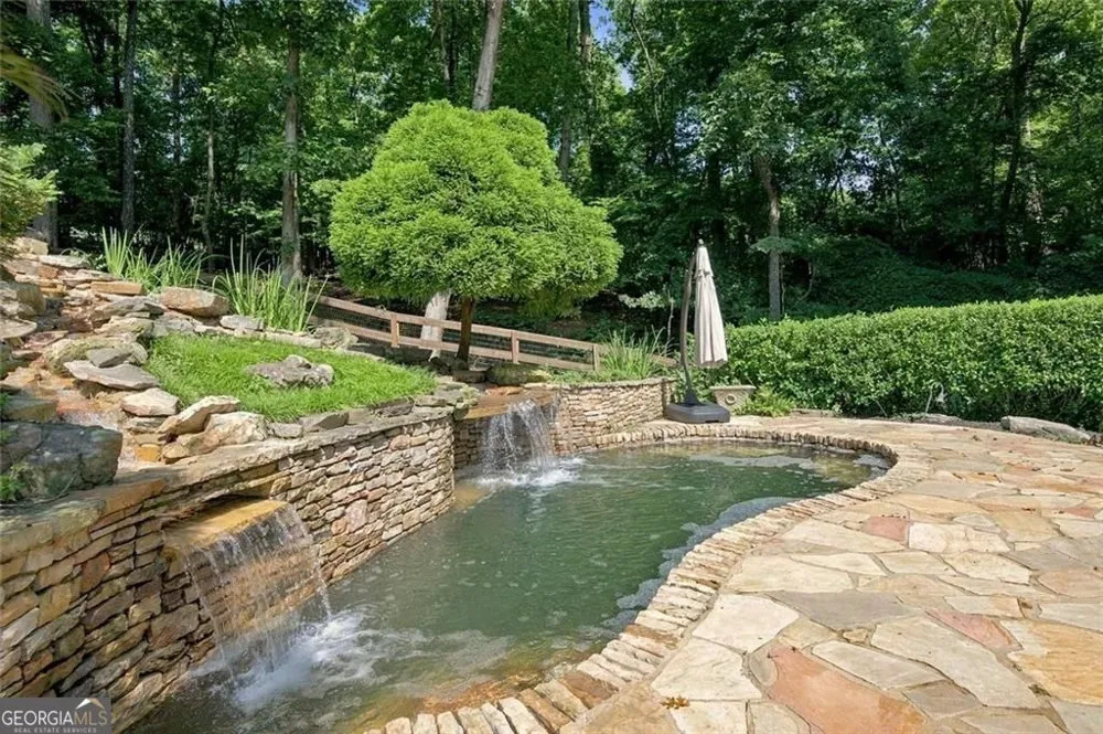 7560 Bridgegate CT Sandy Springs, GA 30350