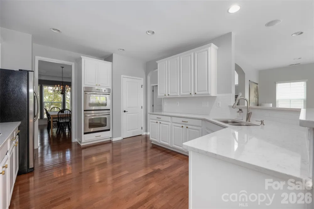 11708 Warfield Avenue Huntersville, NC 28078