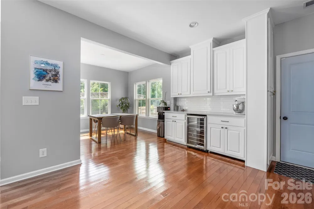 11708 Warfield Avenue Huntersville, NC 28078