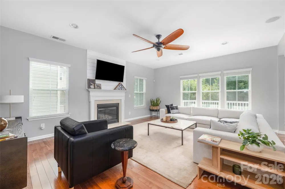 11708 Warfield Avenue Huntersville, NC 28078