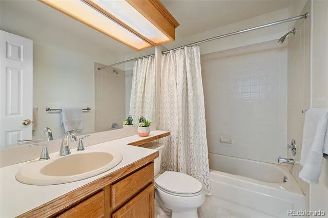 6355 S Jackson Street Centennial, CO 80121
