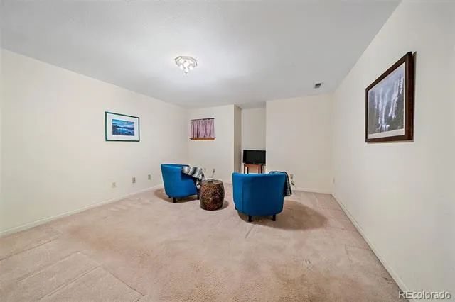6355 S Jackson Street Centennial, CO 80121