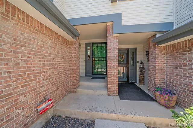 6355 S Jackson Street Centennial, CO 80121