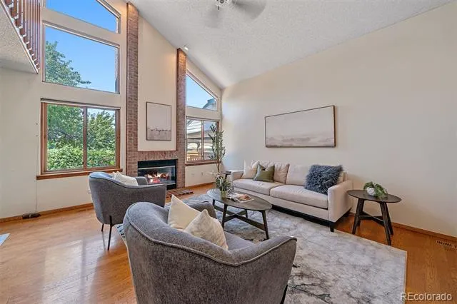6355 S Jackson Street Centennial, CO 80121