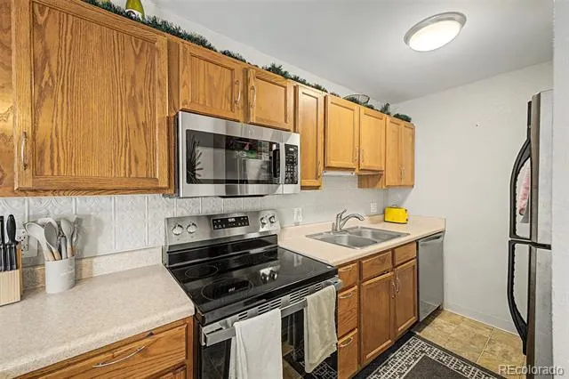 857 S Van Gordon Court #D205 Lakewood, CO 80228