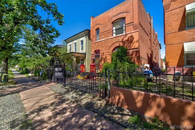 2623 Stout Street Denver, CO 80205