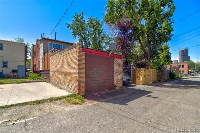 2623 Stout Street Denver, CO 80205
