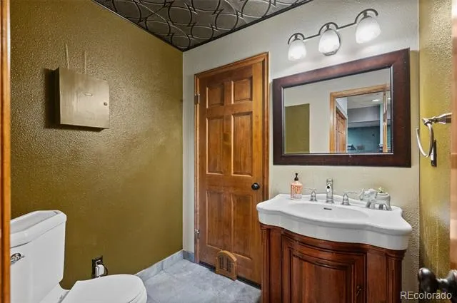 24130 Genesee Village Road Golden, CO 80401