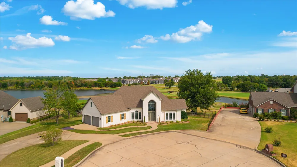 8317 99th East Avenue Owasso, OK 74055