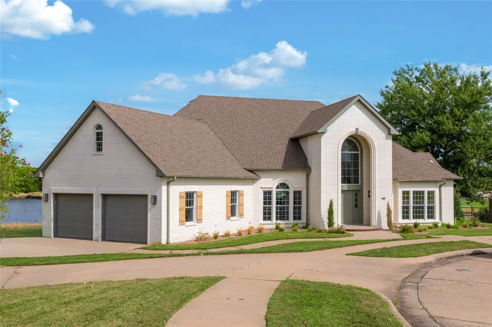 8317 99th East Avenue Owasso, OK 74055