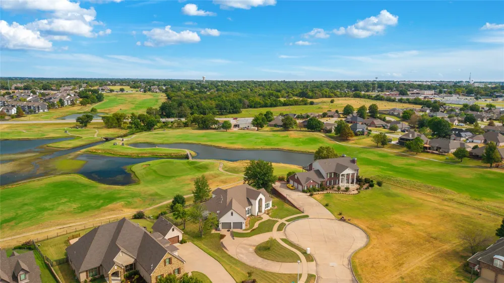 8317 99th East Avenue Owasso, OK 74055